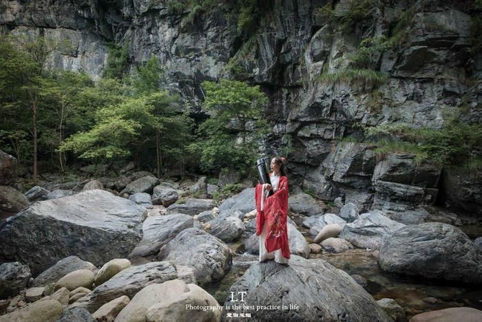 郑秀妍浪姐3五公现场写信感谢粉丝，她还有哪些宠粉的行为？游戏画面